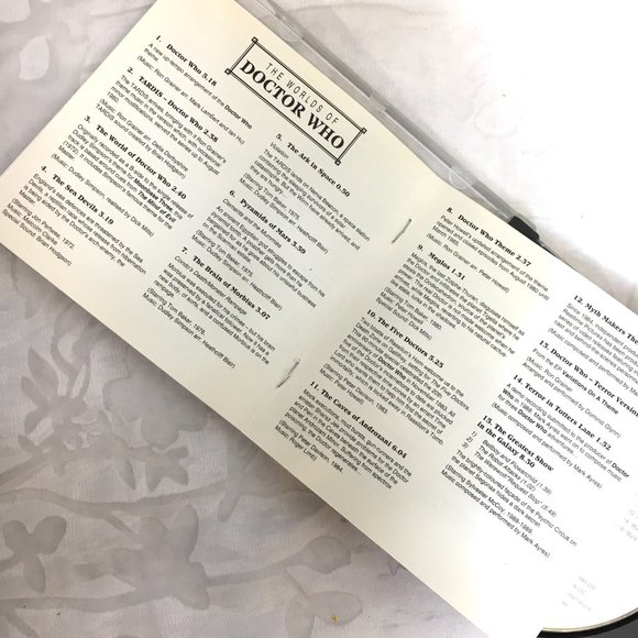 The Worlds of Doctor Who CD - Picture 8 of 10